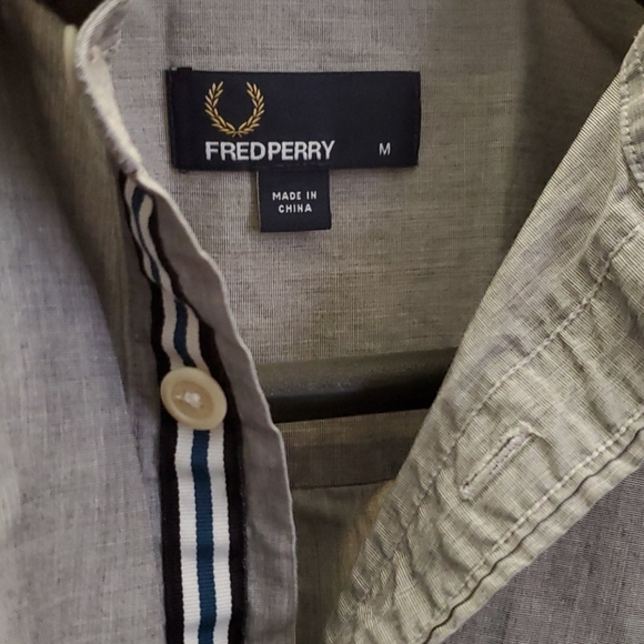 Grey Fred Perry button up - Picture 2 of 2